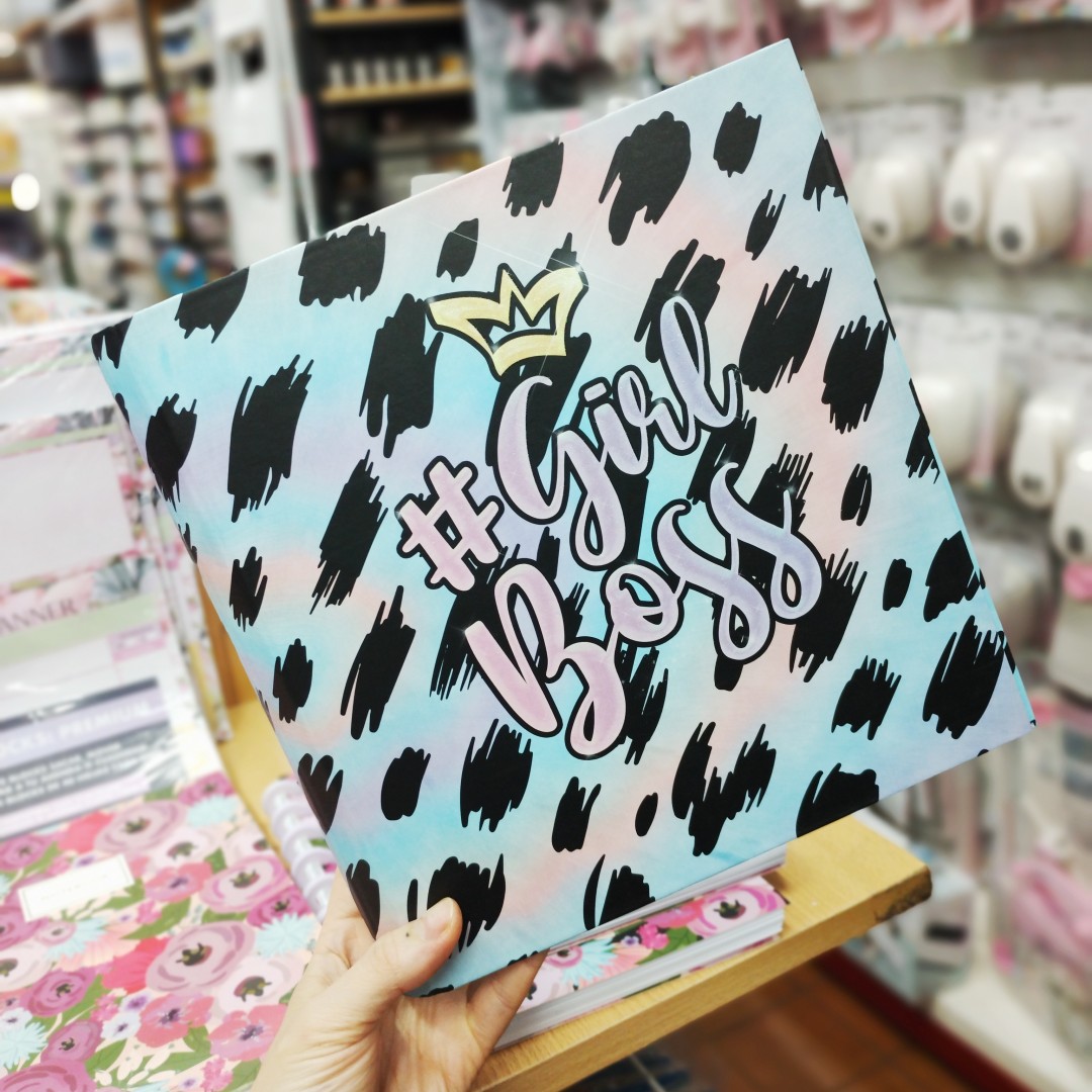carpeta-carta-cartopel-girl-boss